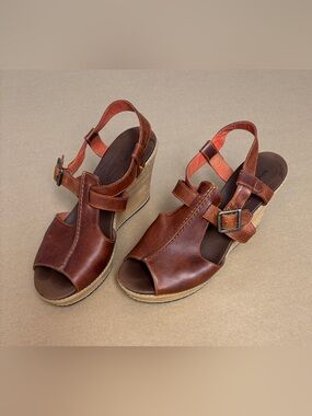 Timberland Brown Leather Open-Toe Wedge Sandals